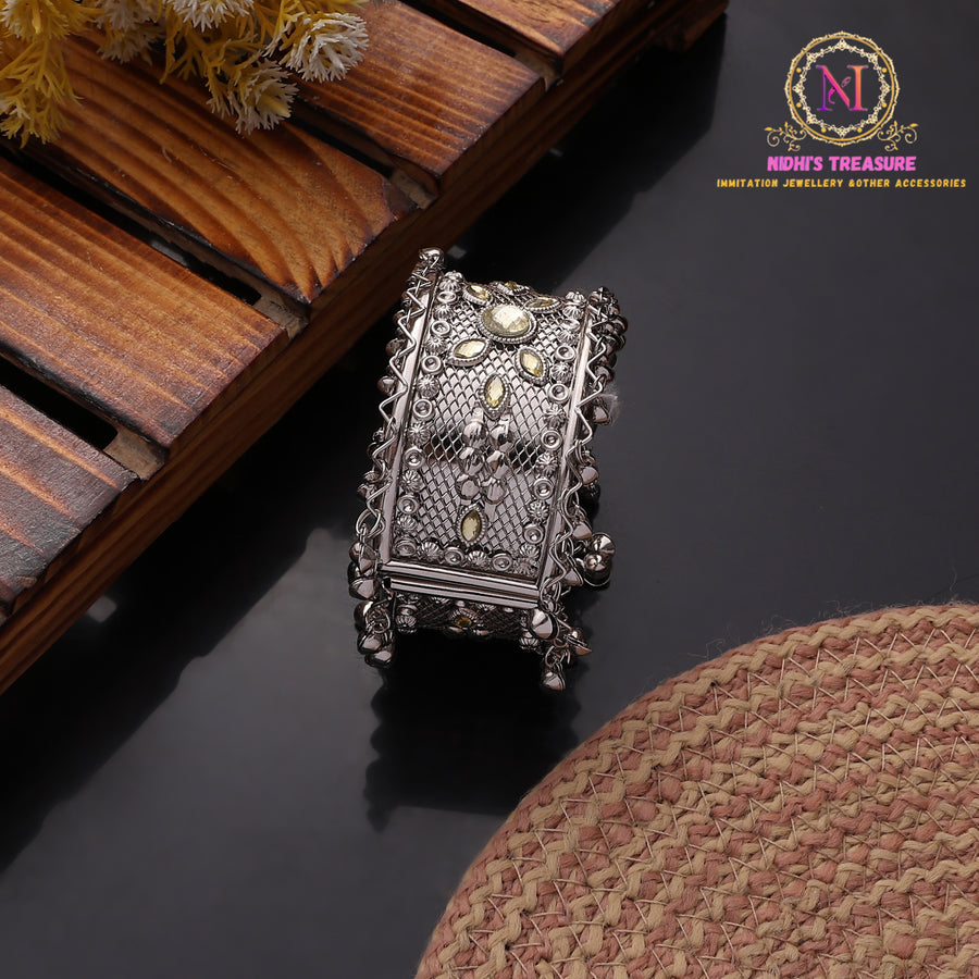 Silver Tone Broad Openable Bracelet | Antique Statement Kada