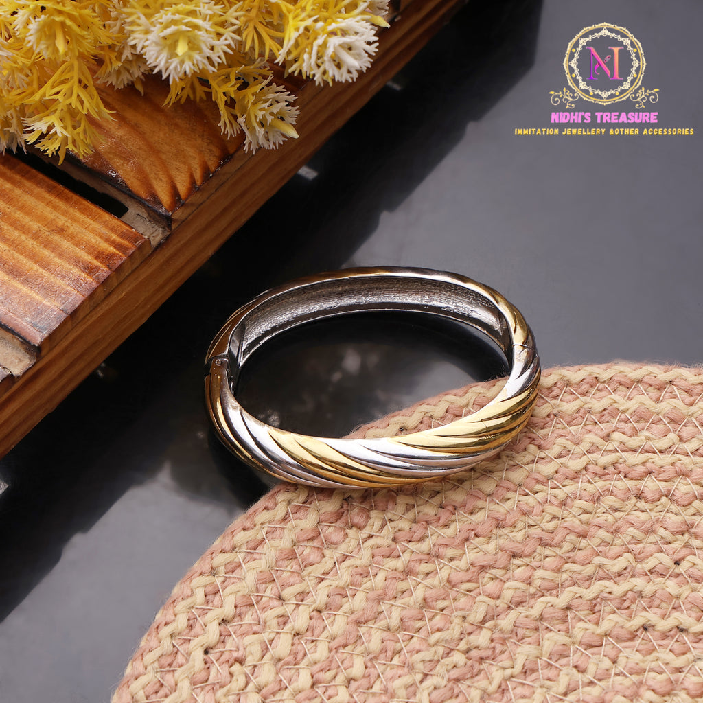 Dual Tone Openable Bracelet | Western Style Designer Kada