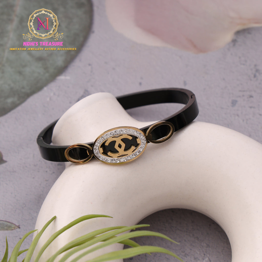 Anti-Tarnish Black Oval Bracelet | Premium Openable Kada