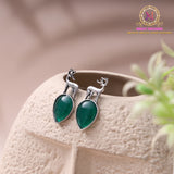 Deer Design Silver Tone Earrings – Teardrop Stone