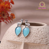 Deer Design Silver Tone Earrings – Teardrop Stone